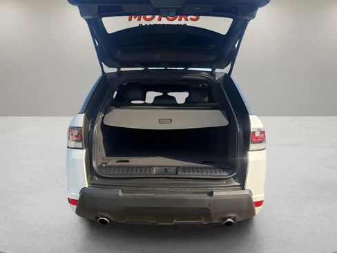 Used 2016 Land Rover Range Rover Sport HST image 17