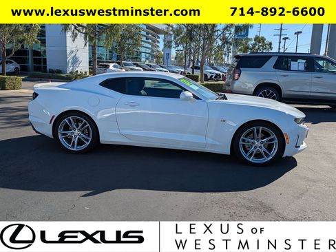 Used 2021 Chevrolet Camaro LT w/ RS Package image 4
