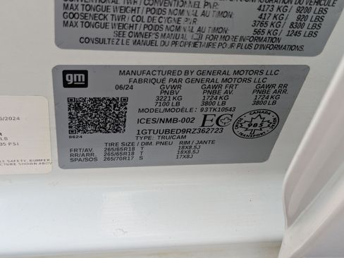Used 2024 GMC Sierra 1500 SLE w/ X31 Off-Road Package AWD/4WD image 36