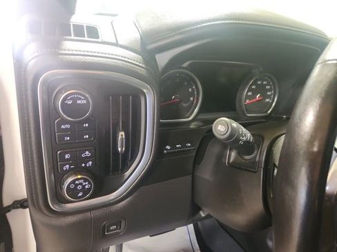 Used 2021 Chevrolet Silverado 1500 High Country w/ Technology Package image 15