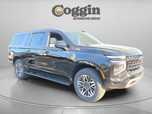 New 2026 Chevrolet Suburban Z71 image 7