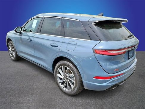 New 2024 Lincoln Corsair Grand Touring image 4