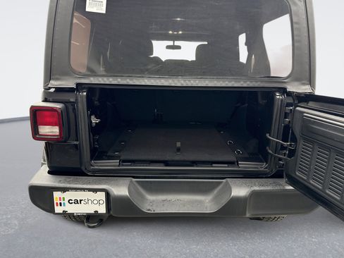 Used 2021 Jeep Wrangler Unlimited Sport image 20