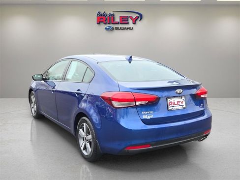 Used 2018 Kia Forte S image 3