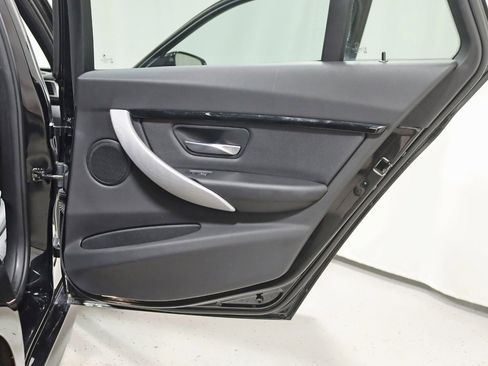 Used 2019 BMW 330i xDrive Wagon 330i xDrive M SPORT w/ M Sport Edition image 37