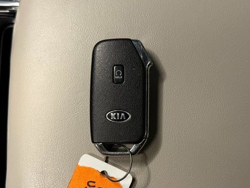 Used 2021 Kia Sorento SX image 18