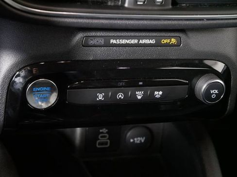 Certified 2025 Ford Escape Platinum image 23