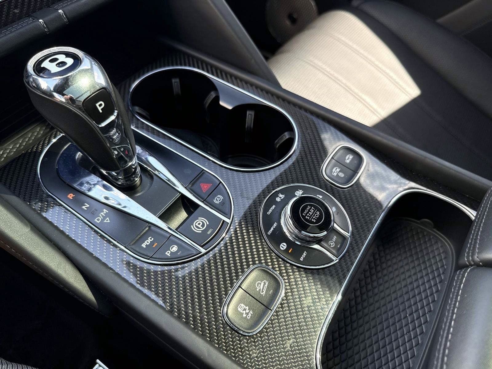 Used 2022 Bentley Bentayga Speed AWD/4WD image 27