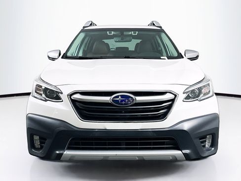 Used 2020 Subaru Outback Touring XT AWD/4WD image 2
