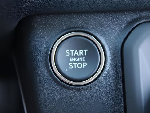 New 2025 Land Rover Defender 110 X-Dynamic SE image 23