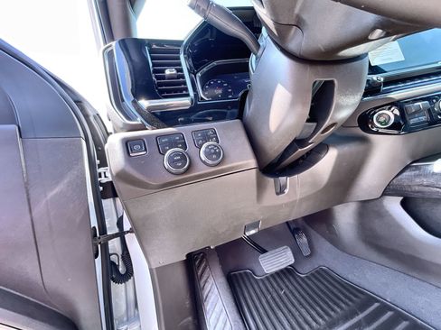 Certified 2024 Chevrolet Silverado 2500 LTZ w/ LTZ Convenience Package image 18