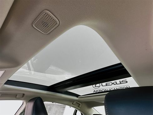 Used 2025 Lexus ES 350 Ultra Luxury image 25