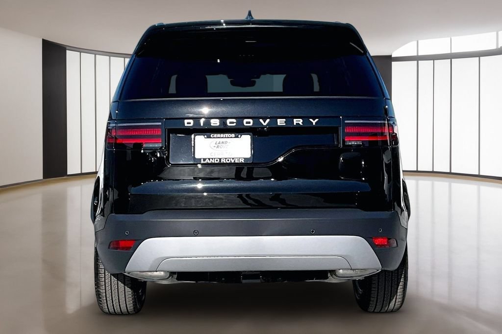 New 2026 Land Rover Discovery S AWD/4WD image 4