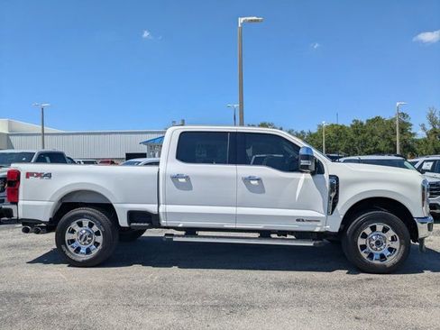 Used 2025 Ford F250 Lariat w/ Chrome Package AWD/4WD image 4
