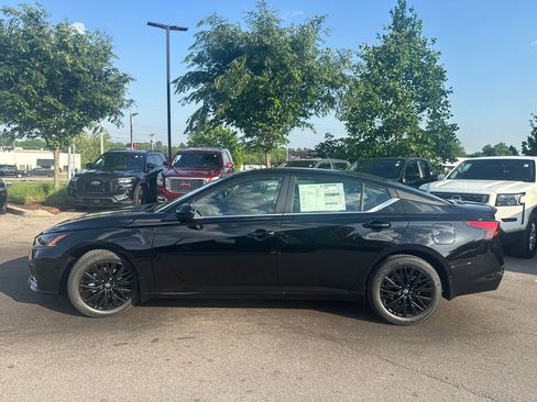 New 2026 Nissan Altima 2.5 SV w/ SV Special Edition Package FWD image 4