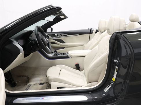 Used 2022 BMW M850i xDrive Convertible AWD/4WD image 13