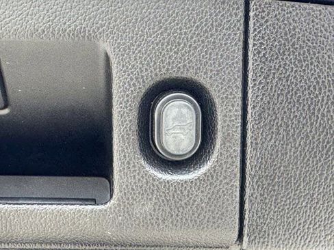 Used 2019 Chevrolet Tahoe Premier w/ RST Edition image 32