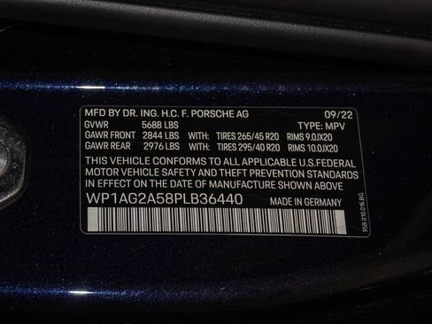 Used 2023 Porsche Macan S w/ Premium Package Plus AWD/4WD image 30
