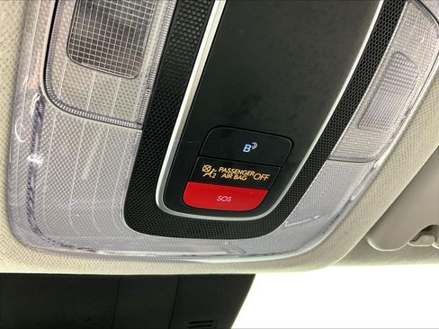 Used 2025 Hyundai Kona SEL AWD/4WD image 38