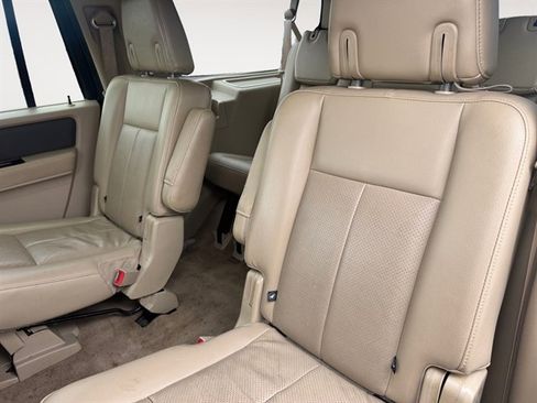 Used 2014 Ford Expedition EL XLT w/ Equipment Group 202A AWD/4WD image 13