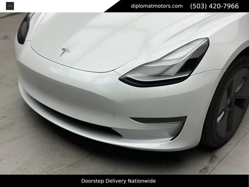 Used 2022 Tesla Model 3 image 14