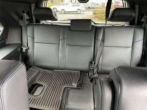 Used 2025 Toyota Sequoia Platinum image 18