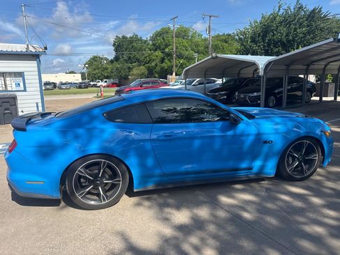 Used 2017 Ford Mustang GT Premium w/ Enhanced Security Package RWD image 10