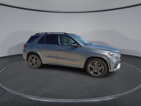 Used 2020 Mercedes-Benz GLE 350 4MATIC image 2