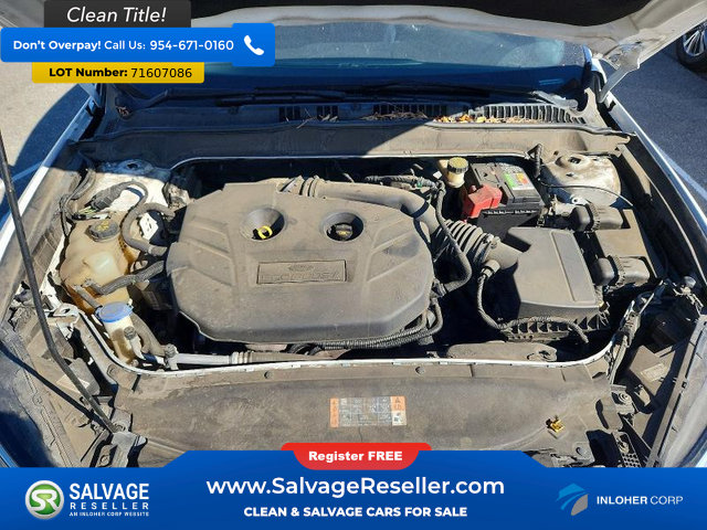 Used 2017 Ford Fusion SE FWD image 15