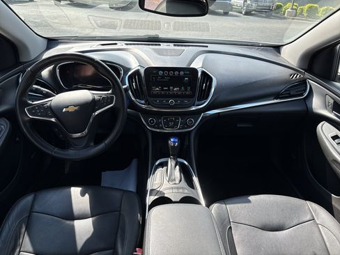 Used 2017 Chevrolet Volt Premier w/ Driver Confidence II Package FWD image 13