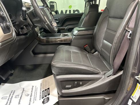 Used 2016 GMC Sierra 2500 Denali w/ Duramax Plus Package image 23