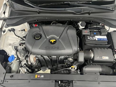 Used 2019 Hyundai Elantra GT w/ Style Package 02 FWD image 24