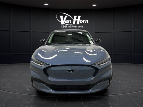 Used 2023 Ford Mustang Mach-E Select RWD image 2