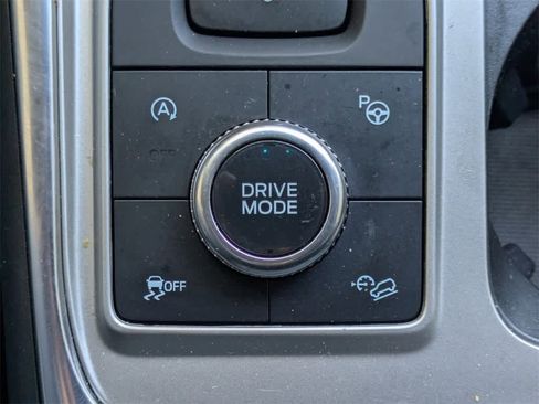 Used 2020 Ford Explorer ST w/ ST Street Pack image 33