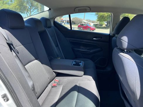 Used 2020 Nissan Altima 2.5 S FWD image 24