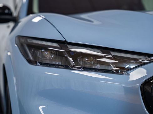 Certified 2025 Ford Mustang Mach-E Premium image 9