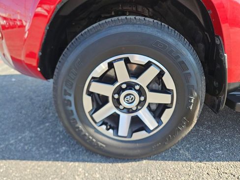 Used 2024 Toyota 4Runner TRD Off-Road Premium image 33