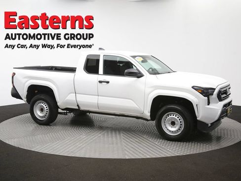 Used 2025 Toyota Tacoma SR RWD image 43