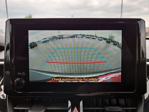 Used 2023 Toyota Corolla Cross SE image 27