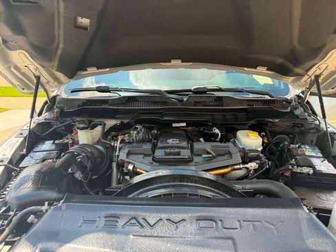 Used 2016 RAM 3500 SLT AWD/4WD image 12