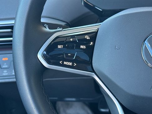 Used 2023 Volkswagen ID.4 Pro S image 29