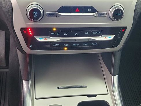 Used 2022 Ford Explorer Timberline image 30