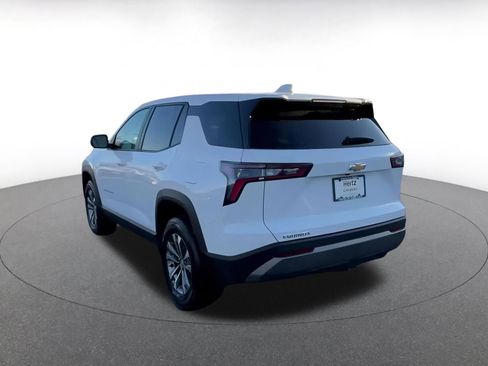 Used 2025 Chevrolet Equinox LT image 11