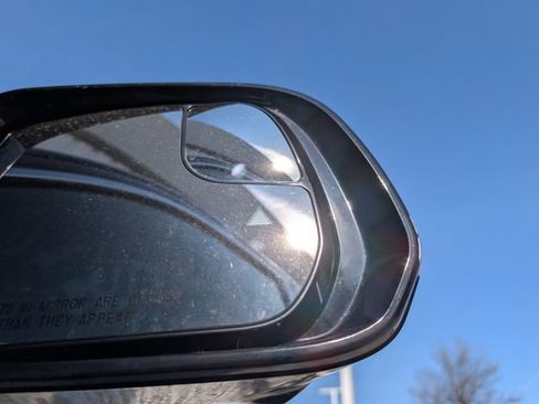 Used 2025 Jeep Grand Wagoneer 4WD image 23