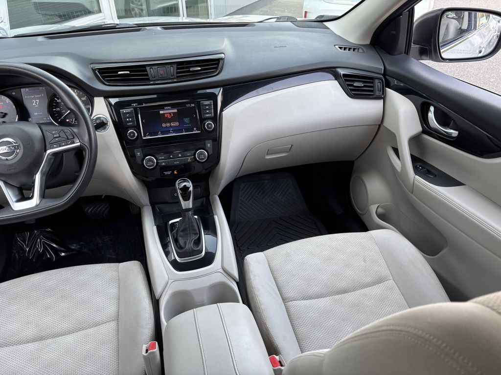 Used 2019 Nissan Rogue Sport SV AWD/4WD image 21