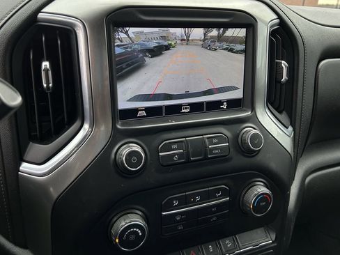 Used 2021 Chevrolet Silverado 2500 LT w/ Z71 Off-Road Package image 16