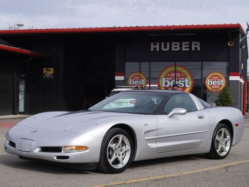 Used 2003 Chevrolet Corvette Coupe w/ Preferred Equipment Group image 1