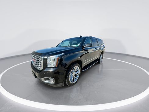 Used 2018 GMC Yukon XL Denali w/ Open Road Package AWD/4WD image 4