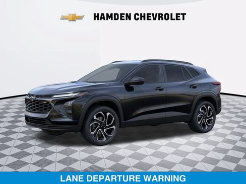 New 2026 Chevrolet Trax RS w/ Driver Confidence Package FWD image 2