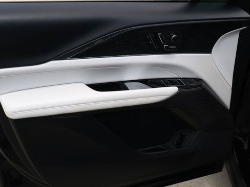 Certified 2024 Cadillac Lyriq Sport RWD image 20
